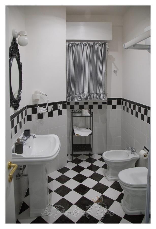 B&B La Piazzetta Delle Regine โรม ภายนอก รูปภาพ