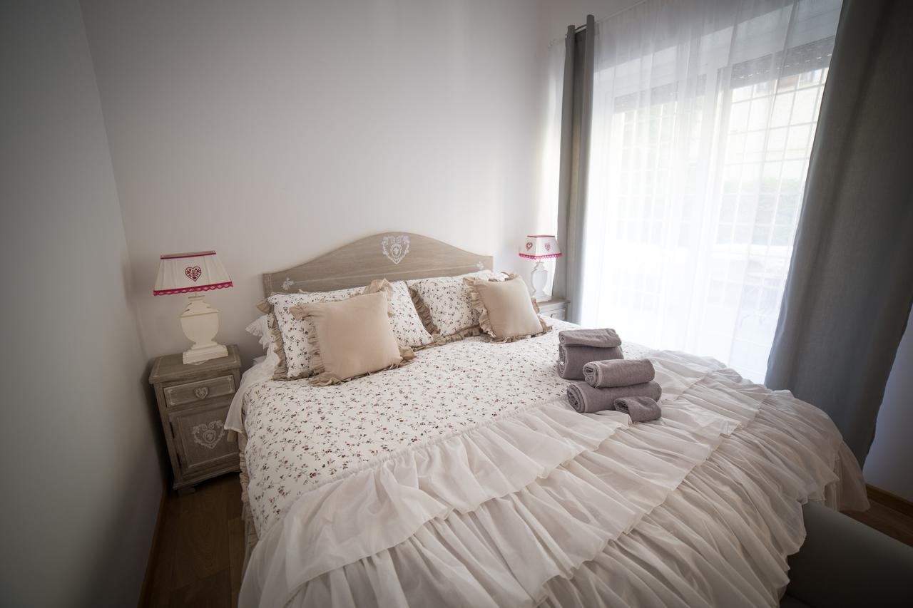 B&B La Piazzetta Delle Regine โรม ภายนอก รูปภาพ